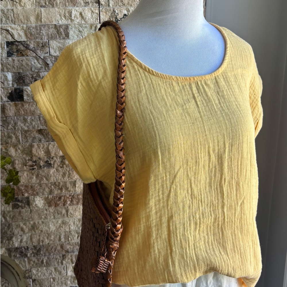 Olive & Oak Yellow Top